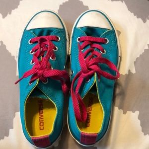 Girls size 13 Converse